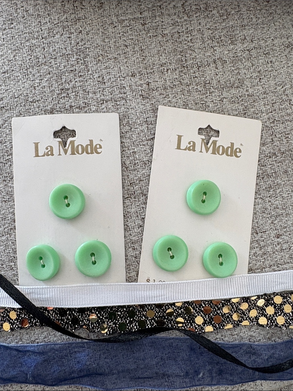 La Mode Mint Green 6-Pack Button Set